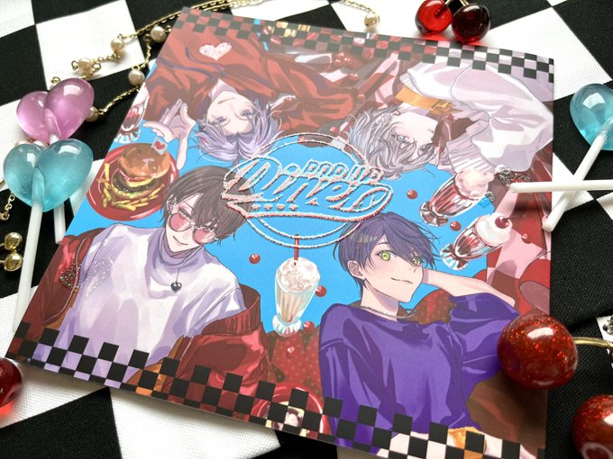 イラスト本!エナメルラメ加工が最高に可愛い動画の方は画角下手すぎるんですけど雰囲気伝われば…