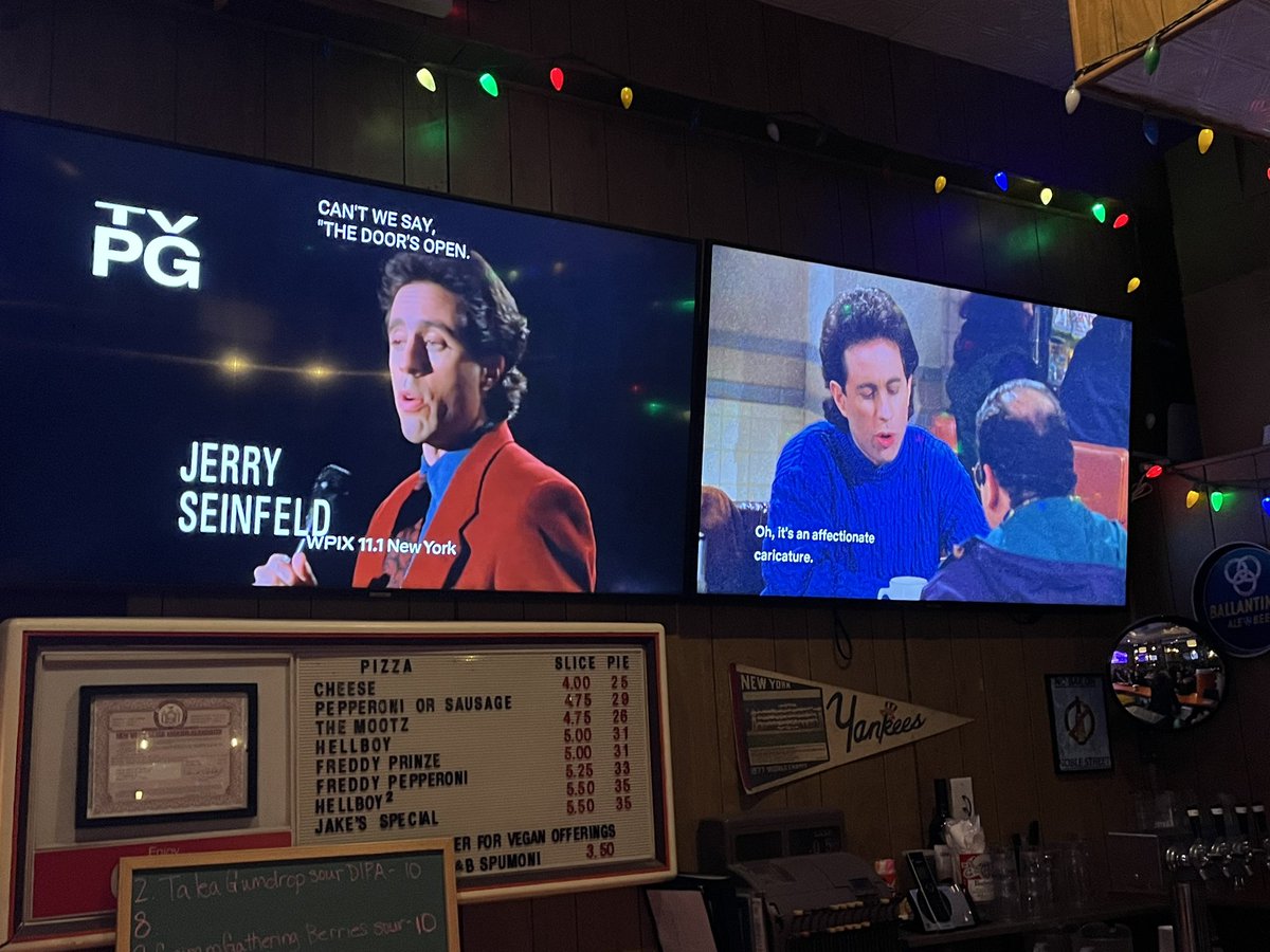 zachbdunn's tweet photo. Double Seinfeld at the pizza place. Life can be amazing https://t.co/gPzvN44Uy2