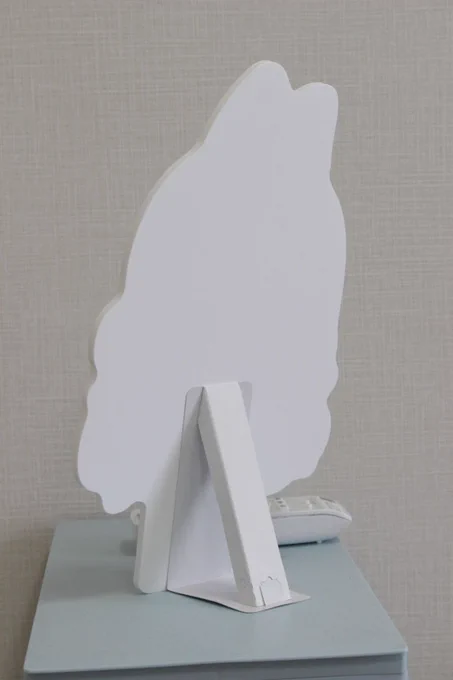 新作「うさこパネル」¥2,500-  表面つや消し加工・a4サイズ・スタンド付 けっこう大きいです!お部屋に飾ってください #COMITIA144