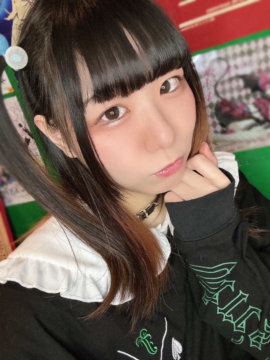 guild_yokohama's tweet photo. 4/29(土)アニソンバーギルド横浜
📍関内駅北口徒歩2分

18〜翌5時まで営業🕚

🎂りんバースデーイベント🎉
18-23むー
18-23あんり
👑21-5りん@rin_guild
23-5なゆ
23-5ひなた

本日もお待ちしてます💖
#アニソンバー #アニソン #コンカフェ #コンカフェ嬢 #横浜 #関内 https://t.co/qn0kY9Jklz