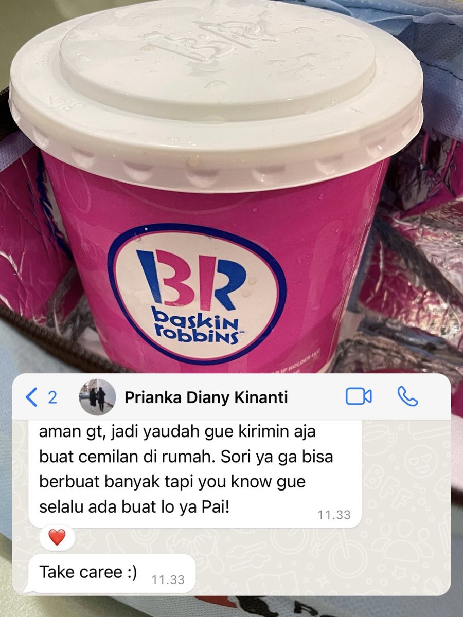 fadhtusa's tweet photo. They say high school pals are the best, but to have college fellas like them is such a definite treasure. Sending our deepest gratitude, this means a lot to us at time like this 🫶🏻 @inkeey @fridondy https://t.co/FpB7nvhYFP