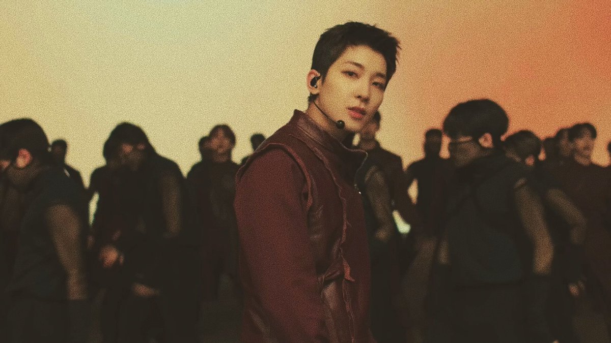 jwonuarchive's tweet photo. real life prince zuko 🩶 https://t.co/EwRriZ9WTG