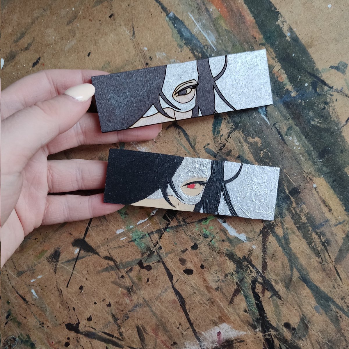 grintwiti's tweet photo. ヾ(´︶`♡)ﾉ немного любви к разным видам покраса моих брошек 
#tgcf #tianguancifu #tian_guan_ci_fu #xielian #huacheng #hualian https://t.co/TjqBJRH2ev