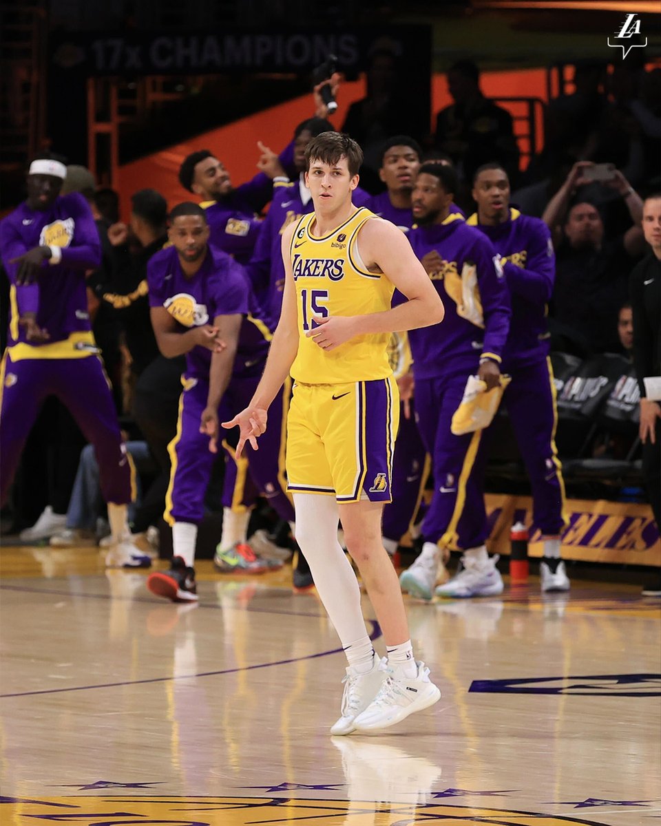 Lakers's tweet photo. FREEZE 🗣 https://t.co/GWTc9Lj8m4