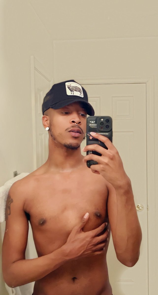 JohnnyLondon_'s tweet photo. 🐐 https://t.co/49nnQq5O6o