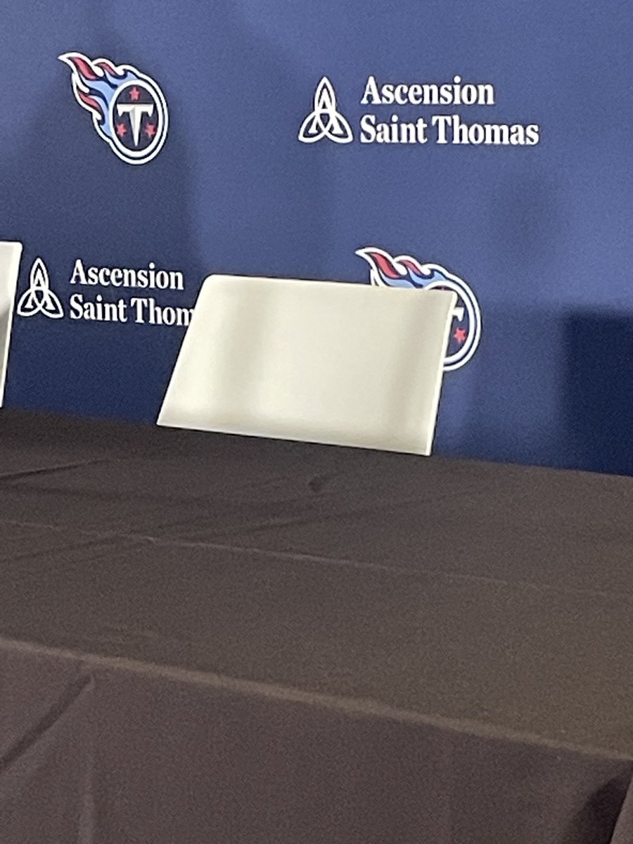 terrymc13's tweet photo. #Titans introduce their wide receiver pick from tonight. https://t.co/c9oyaTlgsw