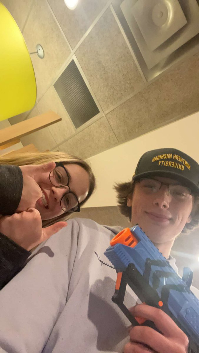 Rudnicki6Adam's tweet photo. @CecNerf Adam rudnicki of menace to sobriety kills Jess of nerf guns and roses https://t.co/FTN1dwJBPi