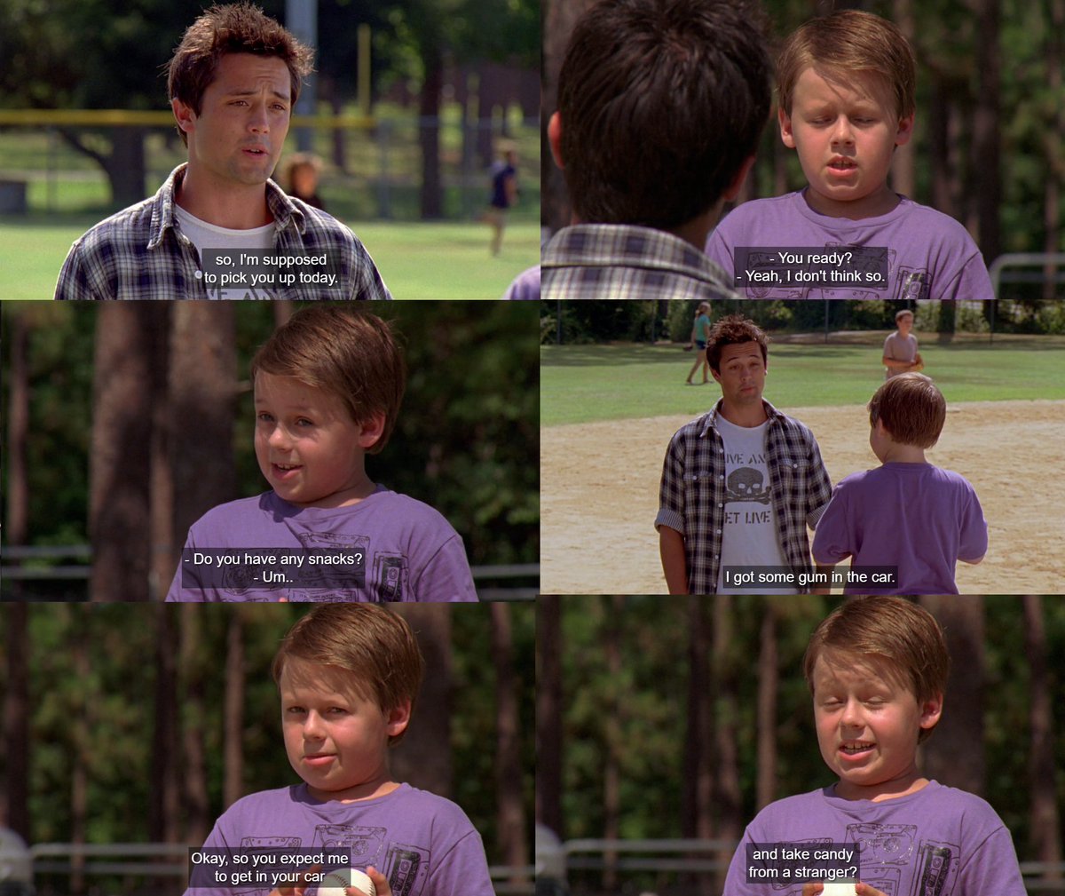 pacepeterlawyer's tweet photo. Jamie's stranger danger radar is on point! ❤
I love how he baits Chase into offering him candy and then uses it as an excuse not to leave with him lol
#OneTreeHill #jamiescott #chaseadams #miacatallano #julianbaker https://t.co/3tsuZ7FNZj
