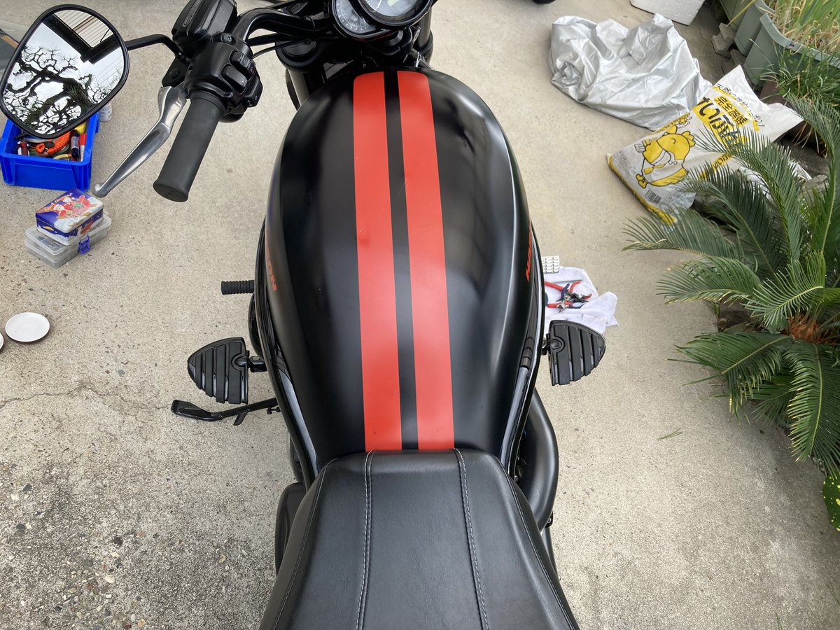 ks_z's tweet photo. フットボードの交換完了🤘
Cリングプライヤーの先端を削ったりと大変だったけど、なかなか良い感じやな🙆
#VRSCDX https://t.co/VCJowOnZo5