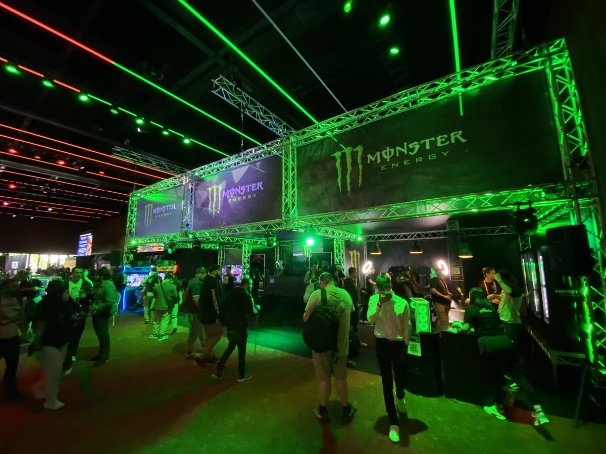 MonsterEnergyAU's tweet photo. #DreamHackMelbourne Day 2 Lessgooo 🔥@DreamHack https://t.co/ZWoMSrWjWX