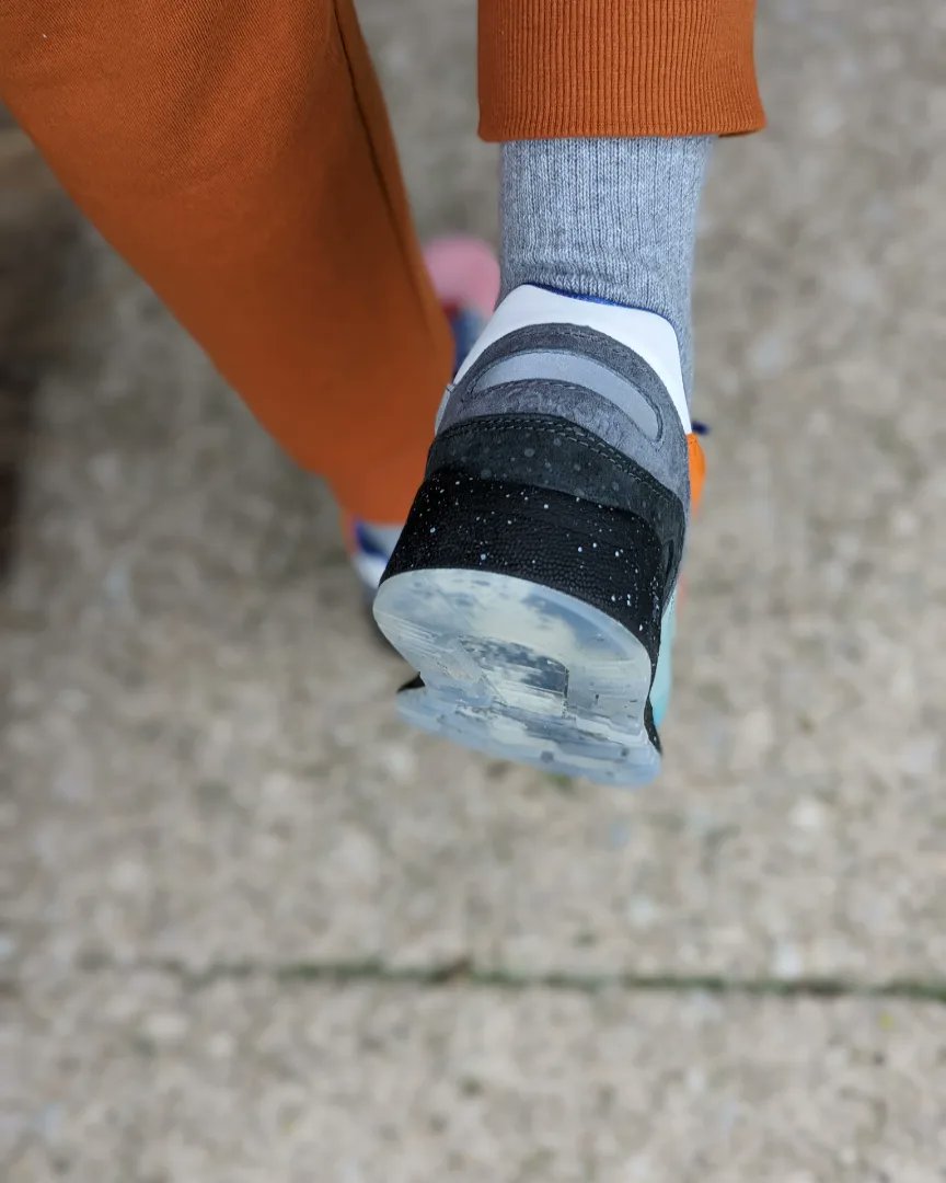 amcmath04's tweet photo. Friday! #KOTD #Saucony #Shadow6000 #SpaceFight #undsfriday #ashwithkicks  #wearyoursneakers #yoursneakersaredope https://t.co/RYR7B9VFkk