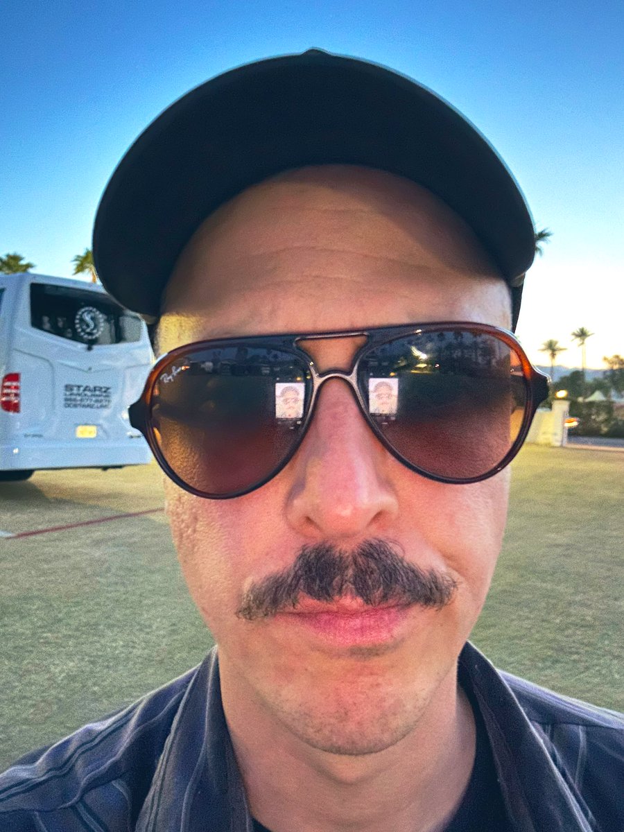 American Aquarium on Twitter "Lead singer or 80’s coke dealer?"