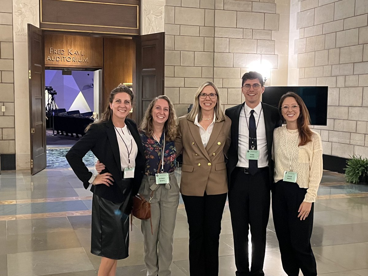 LatotheMantia's tweet image. My stepmom is a badass. Latest inductee into the National Academy of Scientist. #soproud #engineeringsciences #nas