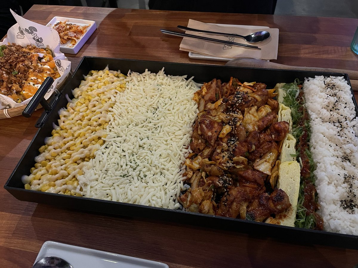 suutoooreda's tweet photo. ガスタウンの近くの韓国料理🇰🇷
店内も可愛くて美味しかった！
📍sooda Korean bbq https://t.co/Xc2COnW1Pu