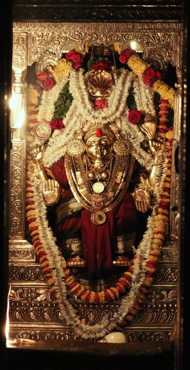 KateelShri's tweet photo. ಕಟೀಲು ಶ್ರೀದುರ್ಗಾಪರಮೇಶ್ವರಿ ಅಮ್ಮನವರ ಇವತ್ತಿನ ಅಲಂಕಾರ 29-04-2023 https://t.co/FJVvW6cdrj