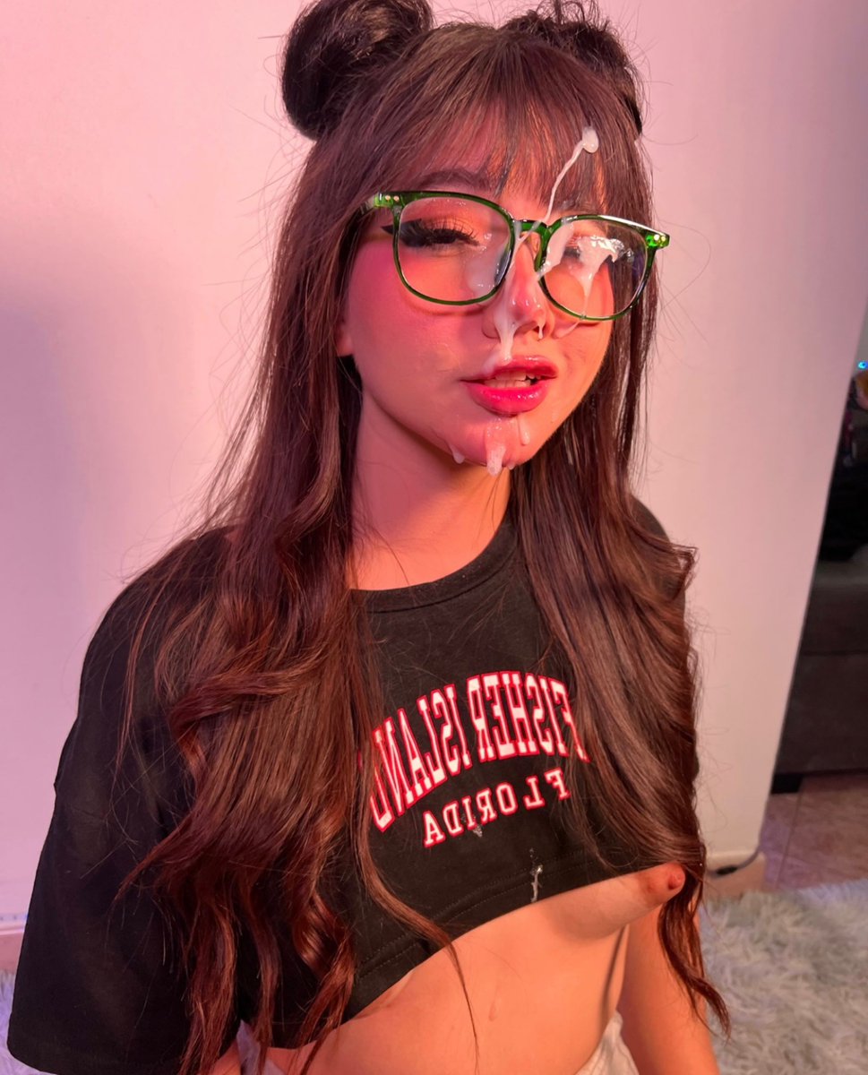 Estoy madurita ❤ alguien que se anime a cogerme? 😋