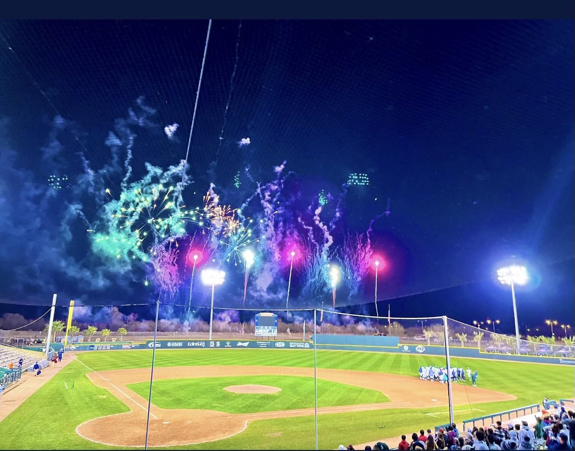 Aaron Sanchez tweet media