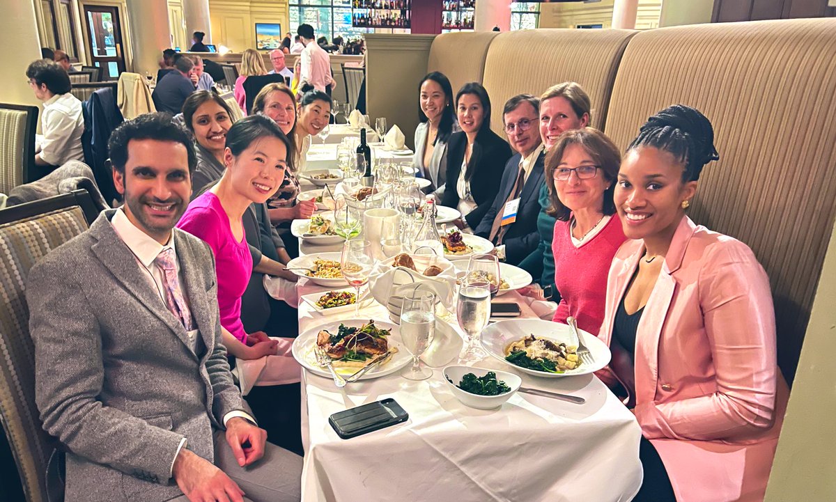 TJu234's tweet photo. Stanford breast surgical oncology reunion at #ASBrS23 ! So fun to catch up with the California crew 😎 @StanfordSurgery https://t.co/apr6Wsv7Ti
