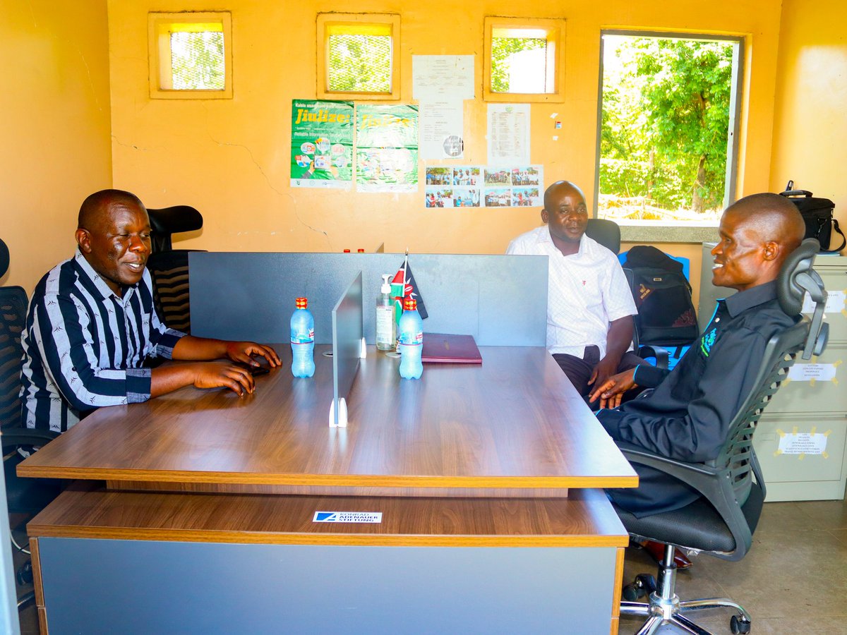 Lacot2020's tweet photo. Glad to have hosted @kellykeya ,the Programs Manager of @PamojaFT for a discussion on possible areas of partnerships....Peace  &amp; Development,Skills Enterprise &amp; Green Economy opportunities
@AdogaEdwin @LuyaPeter @SamsonOnditi12 https://t.co/uimIUowCPV