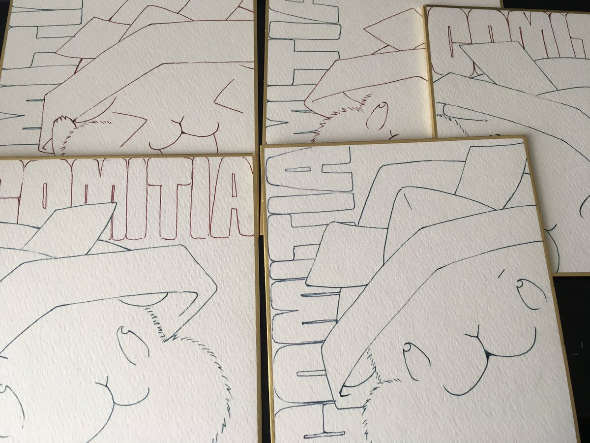 コミティア用色紙5枚ペン入れできた
兜、柏餅、鯉のぼりは描く予定 