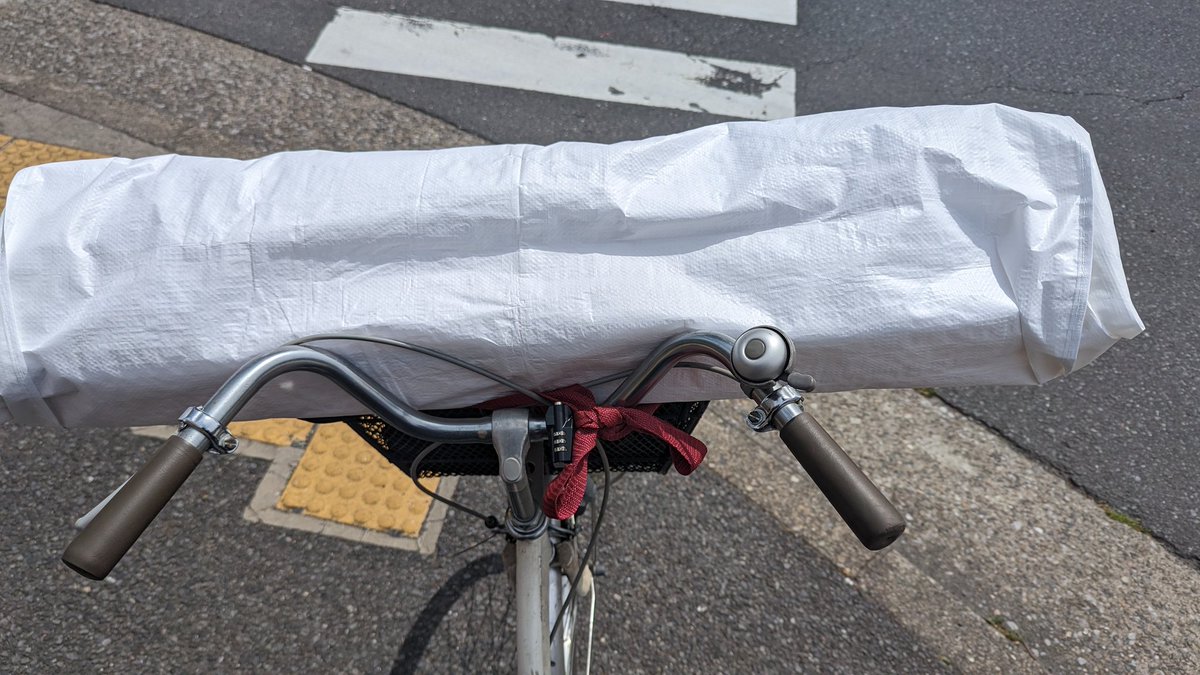 KDadaiki's tweet photo. 無印良品の150円で買えるシェアバックは一番大きいサイズだと910の木材も入るのでDIYユーザーにオススメです https://t.co/MhZlz1SAYM