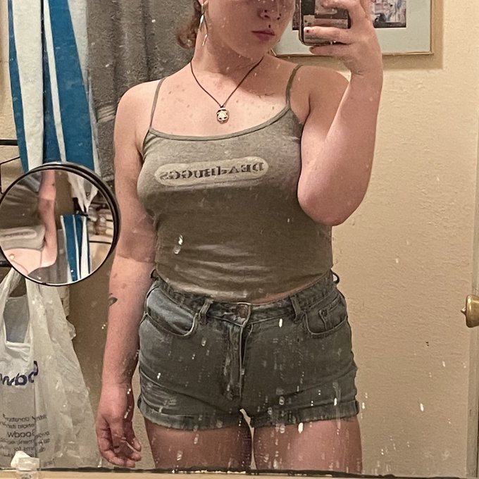 days grow warmer I grow hotter https://t.co/FBmAGZHdZX