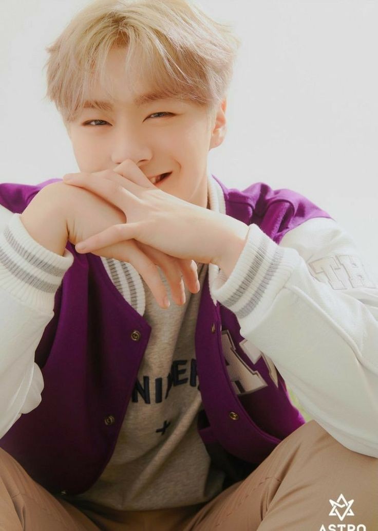 Mb_loops's tweet photo. #문빈 🥺 https://t.co/8aXgRLE3V8