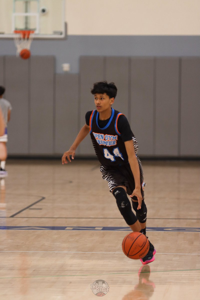 EBC_Camps's tweet photo. #EBCAlumni Robert Reyes from @OpenGymPremier had a full stat line AND a double double tonight at @TheStageCircuit 23 pts, 12 reb, 4 ast, 4 stl, 2 3pm, 1 blk @StageCircuit https://t.co/O8nycy7GiR