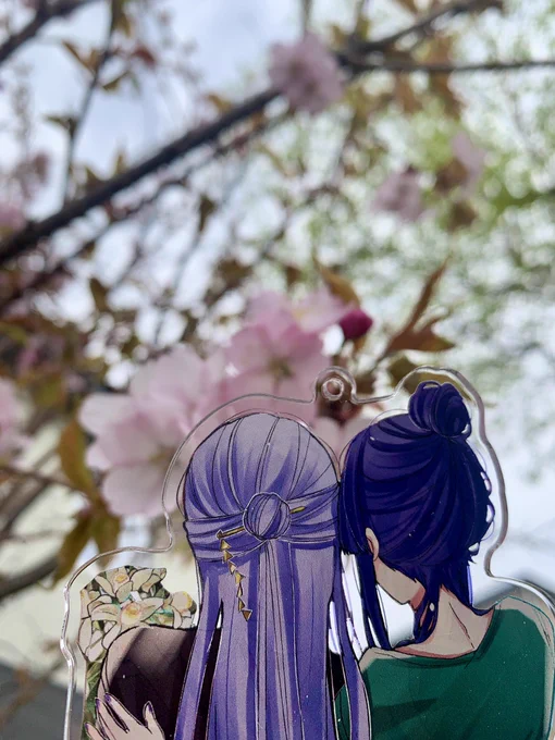 にじそに持ってく両面アクキー、最高じゃない? 