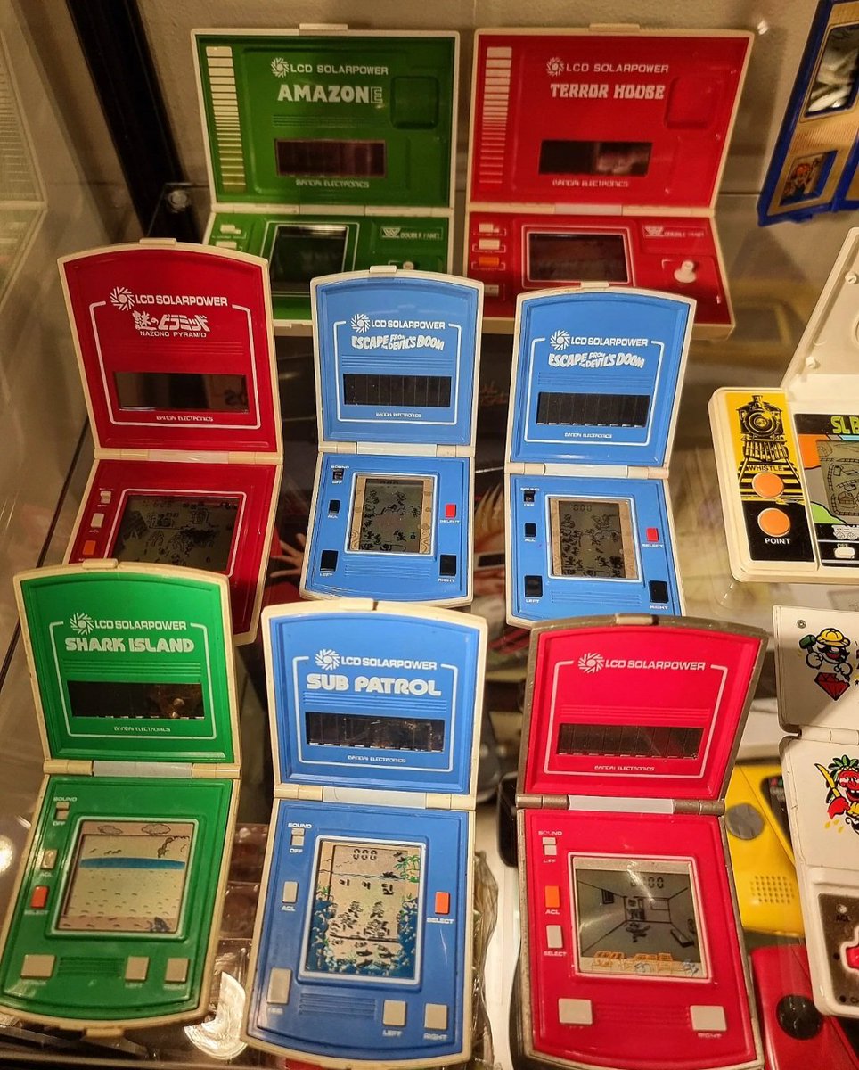 ClassIntrepid's tweet photo. Every time I turn my cabinet lights on all the solar powered games instantly start😄 
How I love these types of games 
since age 4..

#handheldgames #retrogames #retrovideogames #videogaming #gamescollection #gamesroom https://t.co/p59C59yei1
