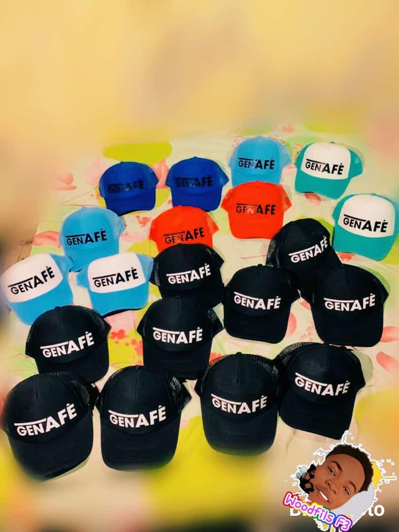 HandralMartinez's tweet photo. Hello kliyan😊 eskize'm 

Nan F3  printing nou fè 

Tasse personnalisé 
Assiette /////
Po personnalisé
Cristal personnalisé 
Céramique personnalisé 

Ak anpil lot bagay anko ki gen rapò ak enpresyon 

Ekri nou sou whatsapp si w entèrese +50935193049 https://t.co/7JWPxG73GV