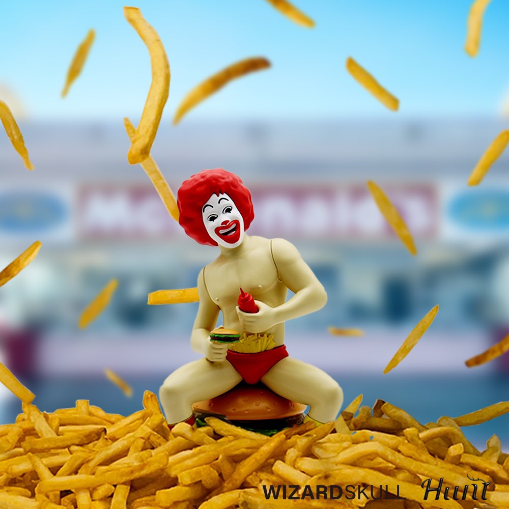 Hunt_Store's tweet photo. Burger Buddy by Wizardskull
#wizardskull #Bugerbuddy #sexyronald #arttoy https://t.co/BSepmzNUTO