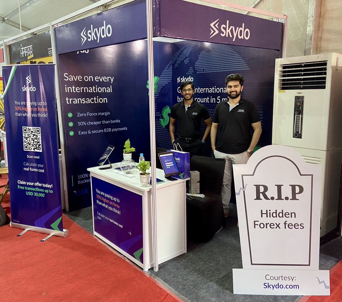 srivats80's tweet photo. Mohali - the next startup hub! Pumped to be exhibiting at TiECON Chandigarh. So many talented entrepreneurs building from Chandigarh Tri-city region for the world - from Tech services to products and SaaS! Skydo is happy to power their cross border payments

#tieconchd #skydo https://t.co/Gi5Elps2X3