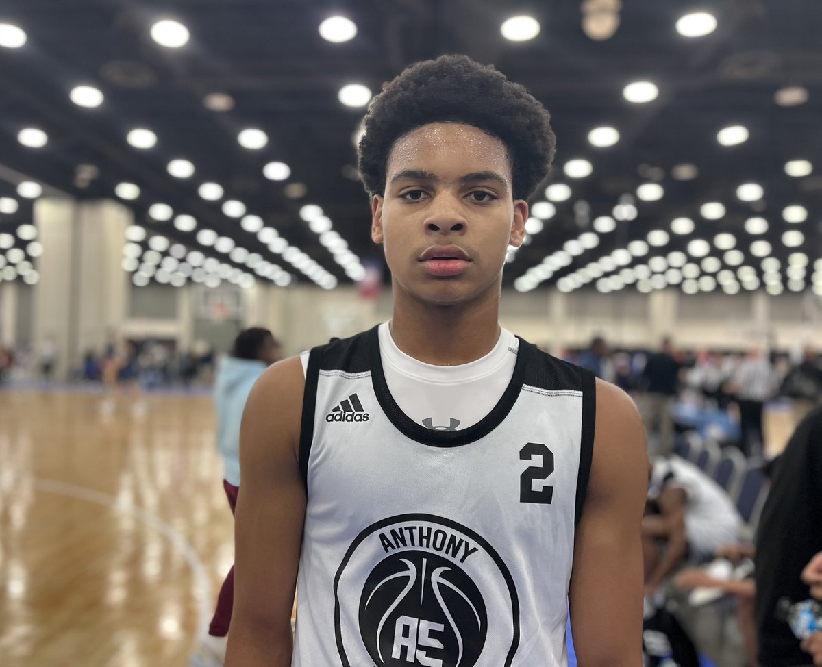 My top performers from Friday night at the #GrassrootsShowcase: 

Javion Taylor, Alabama Celtics 17U
Rocco Lamuno, D13 Elite 17U
Kellen Solomon, Gem City BC
Payton Waites, AE5 Gold 16U
Mica Merriman, AE5 Gold 16U
Terrence Walker, Florida Pro 16U
Hagan Preston, KY Future 16U