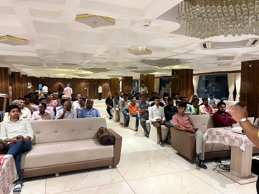 HPL_Official's tweet photo. #HPLElectricalMeet
Electric Contractor Meet conducted by HPL's Ahmedabad FDP team M/s: MaheshΒ Electricals.
#hplindia #Hplelectricals #hplproducts #electricals #channelpartner #smartelectricals #smartmetering #switchgear https://t.co/en9JKpWJ4G