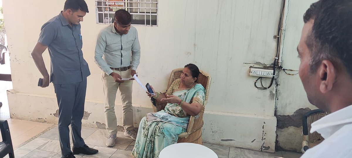 संघ की 11 सूत्री मांगो को लेकर माननीया गंगा देवी, एमएलए बगरू, राजस्थान सरकार को ज्ञापन सौंपा।