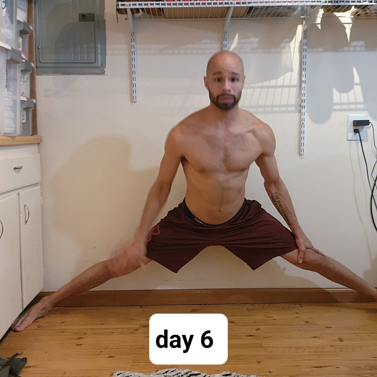 urstraighteight's tweet photo. Day 6 progress. My faces keep getting better  P

#stretching #flexibility #splits #splitsprogress #splitsjourney #splitschallenge #yogaeverydamnday #yogalife #yogainspiration #yogaeverywhere #yogalove #yogapractice #yogachallenge #yogajourney #fitnessmotivation #fitlife #fitfam https://t.co/W7O9K48pv0