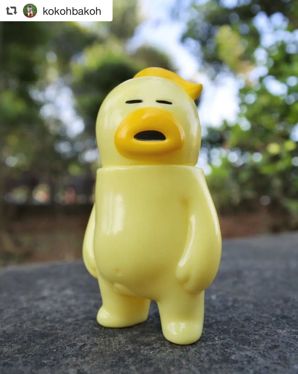 harikenjp's tweet photo. Arigato(-Θ-)🍀

#アレの見守りソフビ人形
#ARE

#repost @kokohbakoh 
Are by Hariken... #are #aresorekore #hariken #kenichihariu #sofubi #softvinyl #sofvi #designertoy #arttoy #signed #madpandafactory #smile #yellow https://t.co/MbFNaiKW07