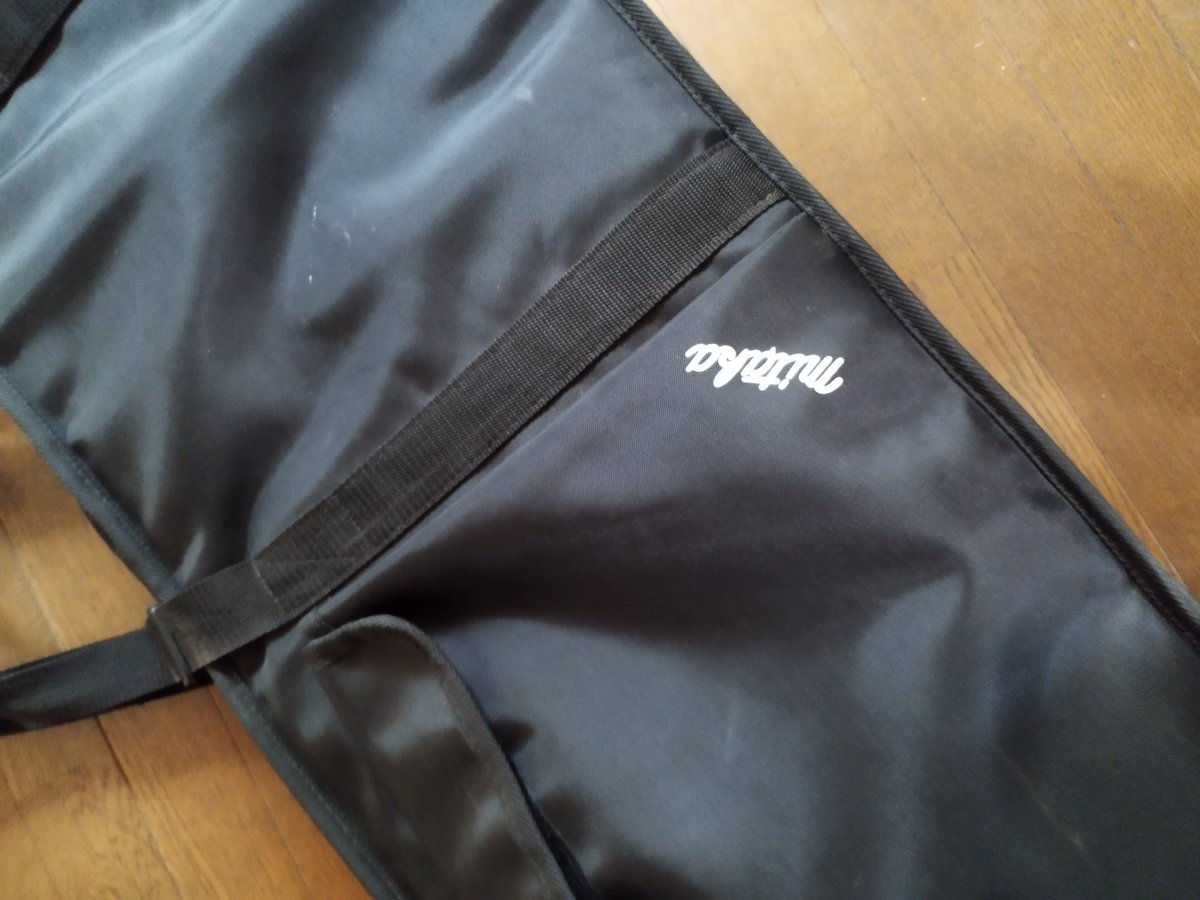N_show_nen's tweet photo. #現世 で【#俺の嫁】というのが実在しようものなら、
確実に 「そんな買物する金あるなら、私に、#ディナー #フルコース 位、ご馳走しなさいよ。」#カミさん に言われてしまうやつな。 (バッテリー交換費用も別途かかるやつな) #EOS #B200 ※V50 B500 所有者です。 #楽器
https://t.co/GKODQhF7FP https://t.co/kQxv3cXdyi