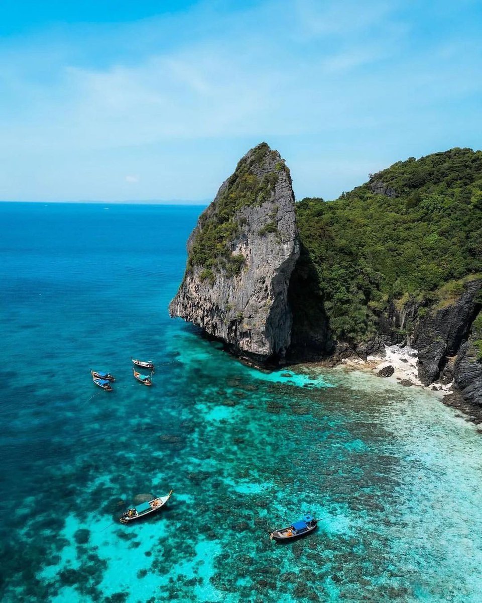 nitsatravel's tweet photo. Adventures 🖼️🏖️🌏🌴🏜️😍🙌 are the best way to learn

#nitsaholidays #travel #adventure #tourism #traveldeeper #travelers #travelpic #traveldiary #travelmore #travellers #travelguide #naturesms #travellover #travelphotographer #travelgoals #travelersnotebook #travelinspiration https://t.co/9c98aKBd0V