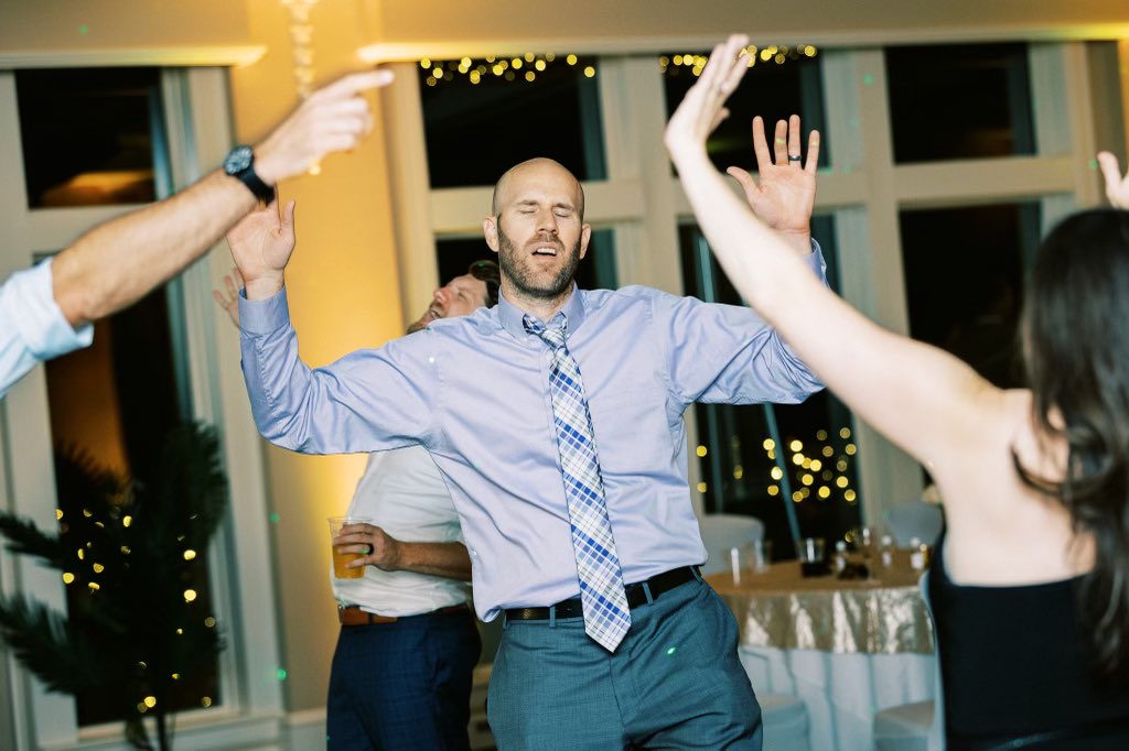 BrandonMileski's tweet image. When the Wild get eliminated in the 1st round again but you’re going on Golf Trip next week…