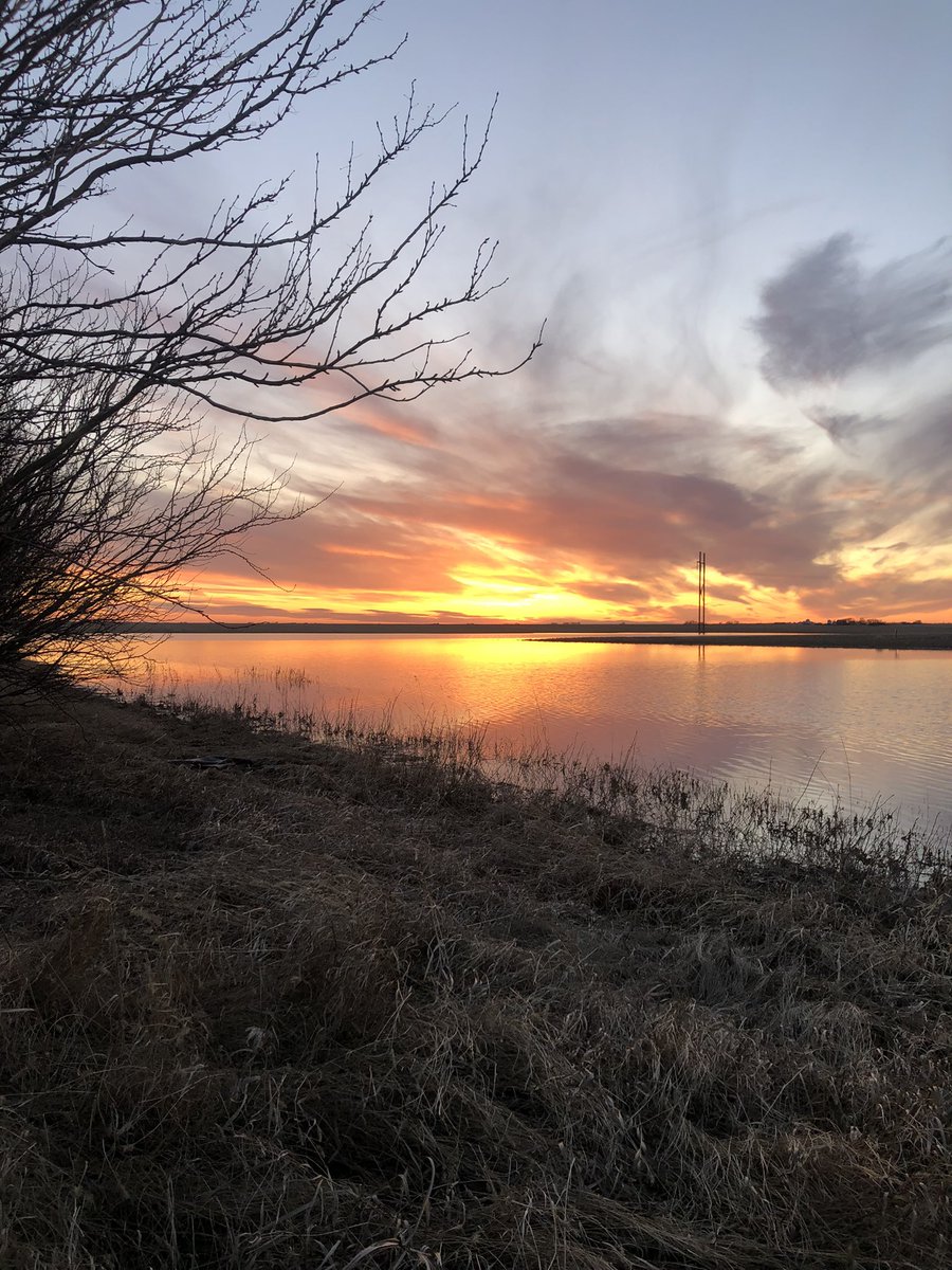 .@Saskatchewan: Land of the living skies.  #exploresask #nofilter