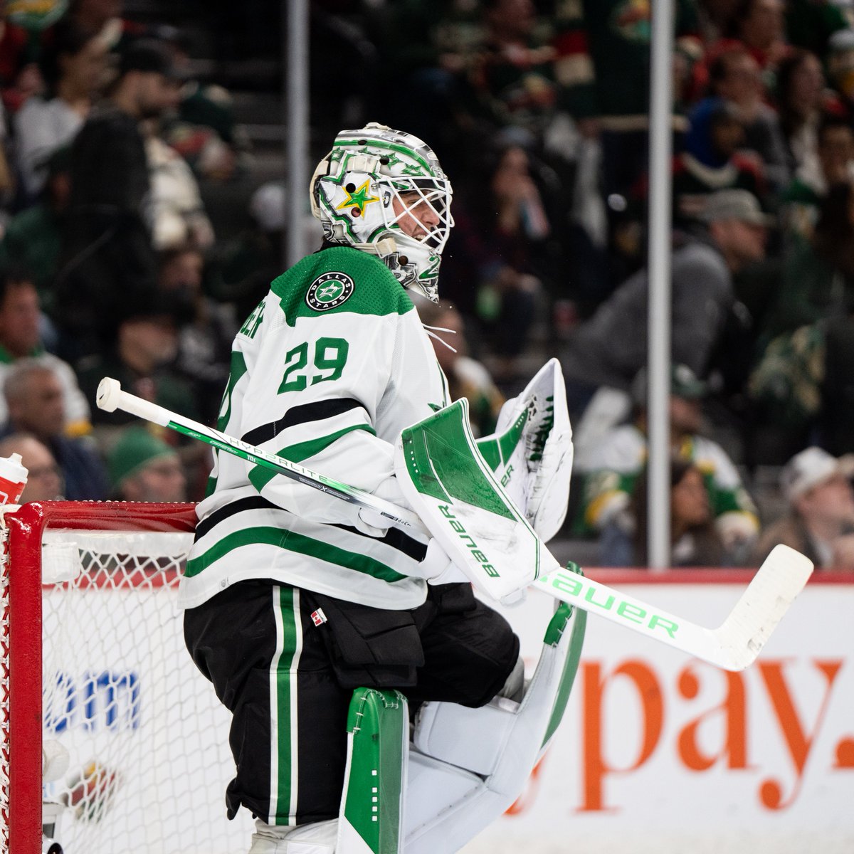 DallasStars's tweet photo. The king of Minnesota hockey 👑 https://t.co/zuSvBczD4K
