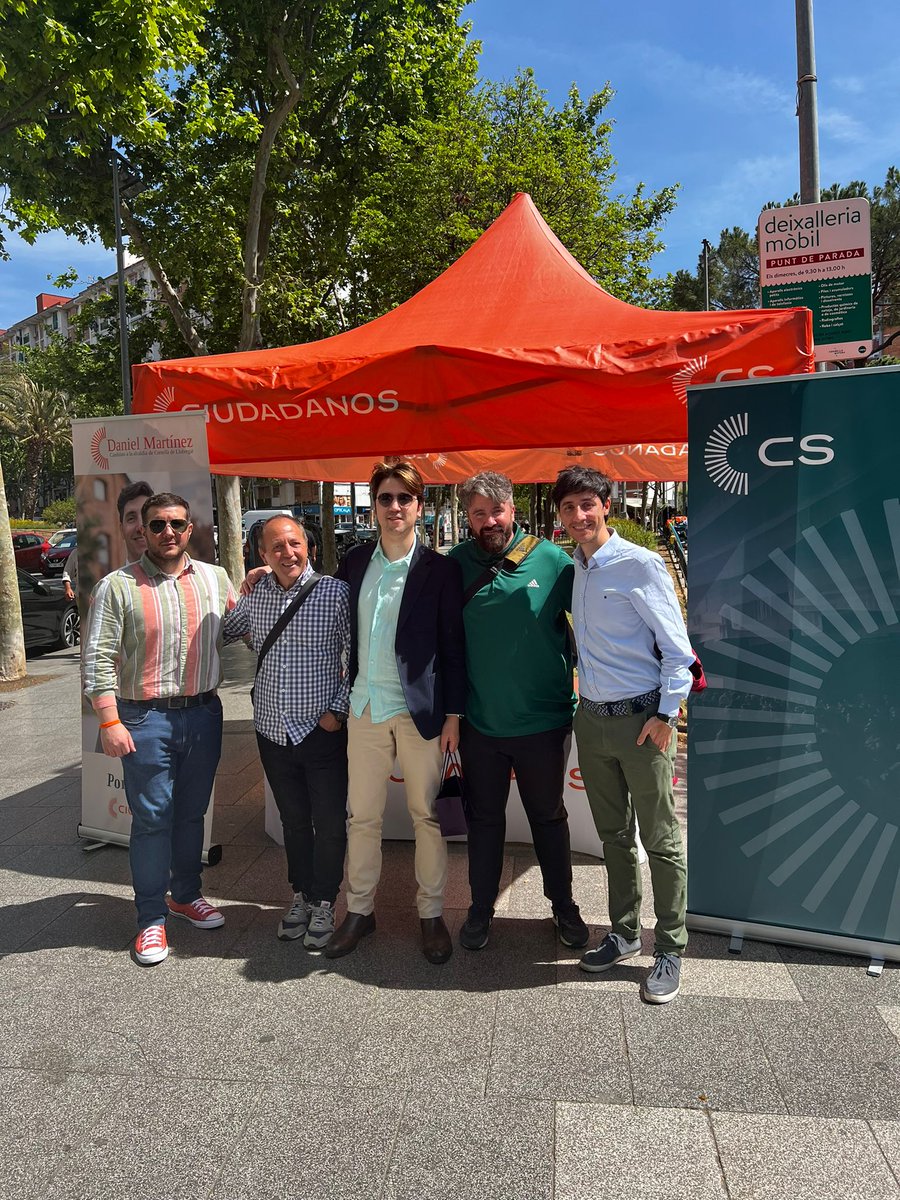 🌞 Durante esta mañana estamos en el Mercado Municipal de #SanIldefonso explicándole a los cornellanenses nuestro trabajo durante estos cuatro años #Cornellà
