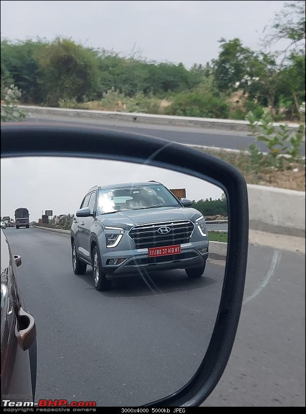 A Hyundai Creta test mule spotted without exhaust and a radiator!
Could it be the Hyundai Creta EV?
Image source - TeamBHP