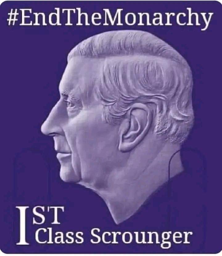 GlasgowMeg95's tweet image. #NotMyKing #EndTheMonarchy