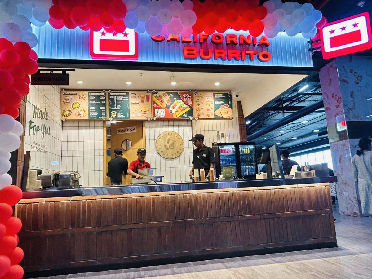 adhvith's tweet image. Vanakkam CHENNAI! @Cali_Burrito now in #Chennai, our 4th city in India &amp;amp; 2nd outlet in the city, new store at the famous @Express_Avenue Mall. California Burrito is now 50+ outlets across 4 cities in #India &amp;amp; growing fast. #Mexican #QSR #Tacos #Burrito #Nachos #Restaurant
