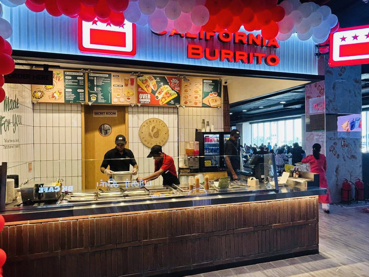adhvith's tweet image. Vanakkam CHENNAI! @Cali_Burrito now in #Chennai, our 4th city in India &amp;amp; 2nd outlet in the city, new store at the famous @Express_Avenue Mall. California Burrito is now 50+ outlets across 4 cities in #India &amp;amp; growing fast. #Mexican #QSR #Tacos #Burrito #Nachos #Restaurant