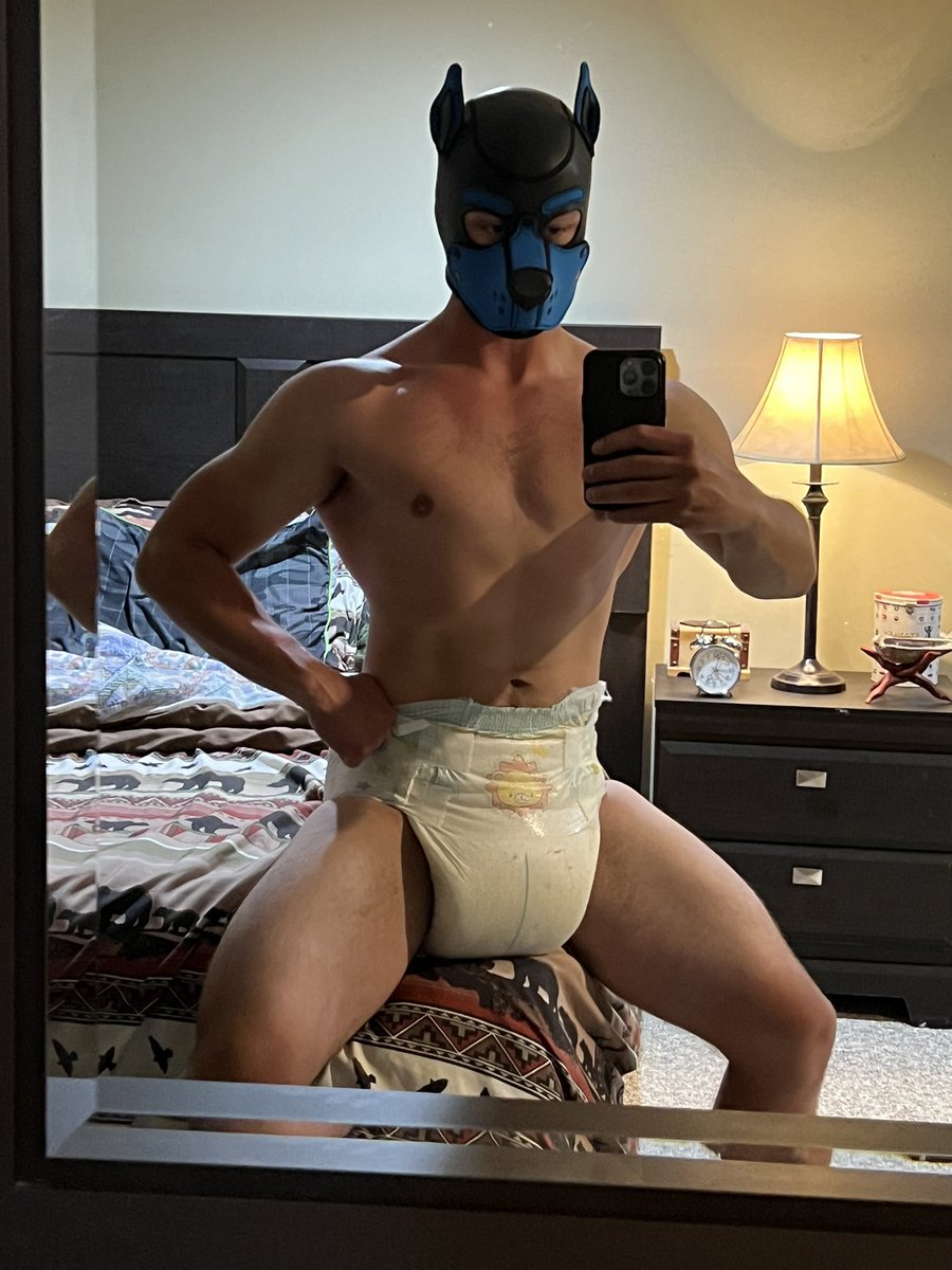 xPupScout's tweet photo. Using the toilet doesn’t even register in my mind at this point. 

(Wishing everyone a stellar weekend🐶Don’t you dare have anything other than a great day today)

#abdl #pupplay #diaperlover #diaperkink #diaperpup #diaperfur #diaperboy #abdlcommunity #abdldude #abuniverse https://t.co/r4pJrjNO0Z