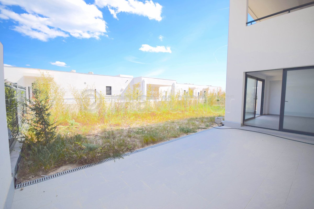 Mavumer's tweet photo. Vente - Appartement Sausset-les-Pins - 489 000 €
L'agence Mavumer vous propose, 13960 Sausset les pins, sur la célèbre côte bleue, dans une résidence neuve, en rez de jardin, cet appartement T3 de 84m2 exposé Est. Il se compose d'une cuisine à a https://t.co/19x2fnIdi0 https://t.co/tbq85LDJ8N